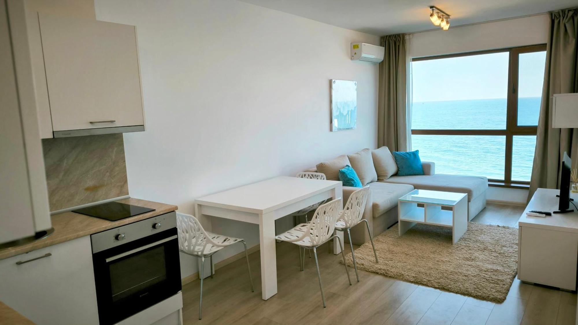 דירות וארנה Kabakum Sea View מראה חיצוני תמונה